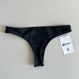 NWT fused Hawaii bikini bottom- small